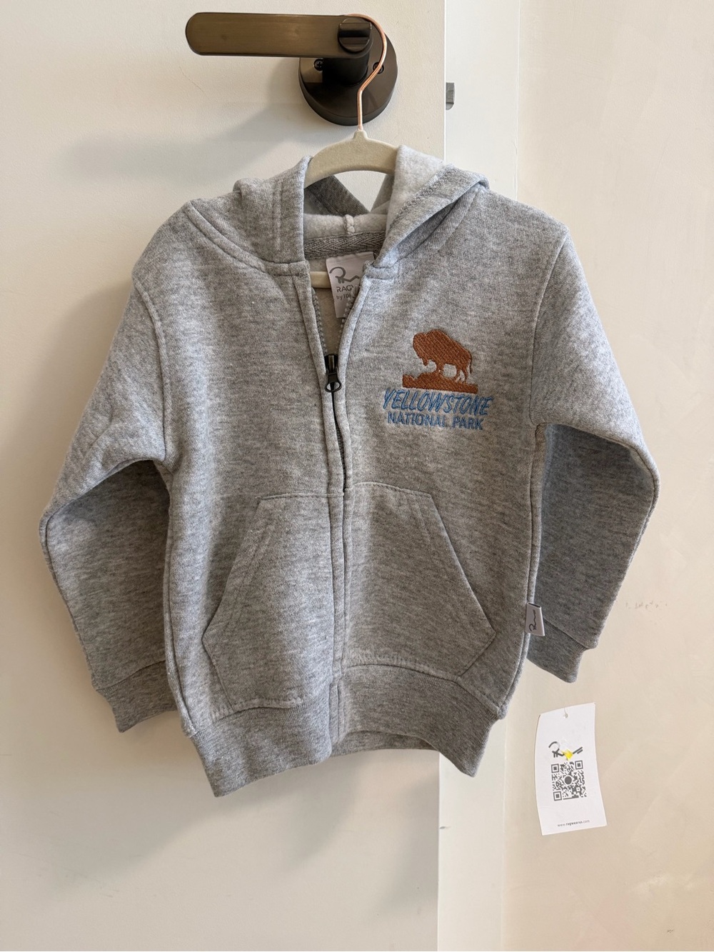 BRAND NEW Baby Grey Yellowstone Zip Up Seeatshirt